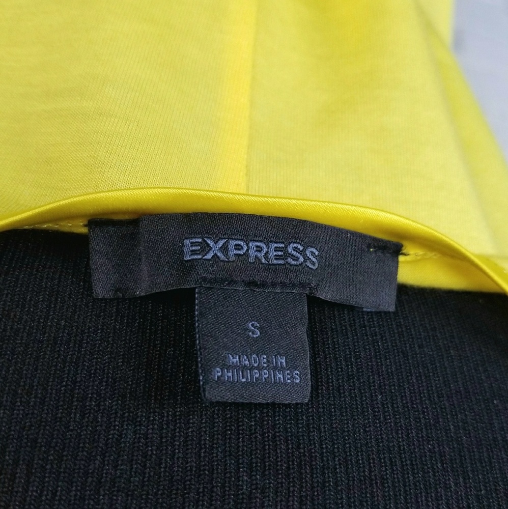 🍎 Express Tank Top - Picture 5 of 5
